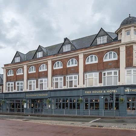 Pilgrims Progress Wetherspoon Bedford Ngoại thất bức ảnh