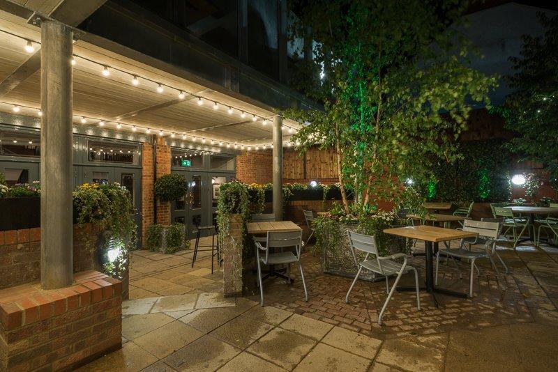 Pilgrims Progress Wetherspoon Bedford Ngoại thất bức ảnh